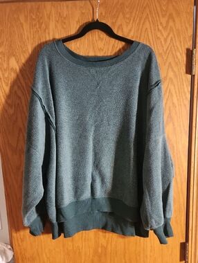 Women'sAmerican Eagle Outfitters Green Huggable Crewneck Sweater, Size Xl
